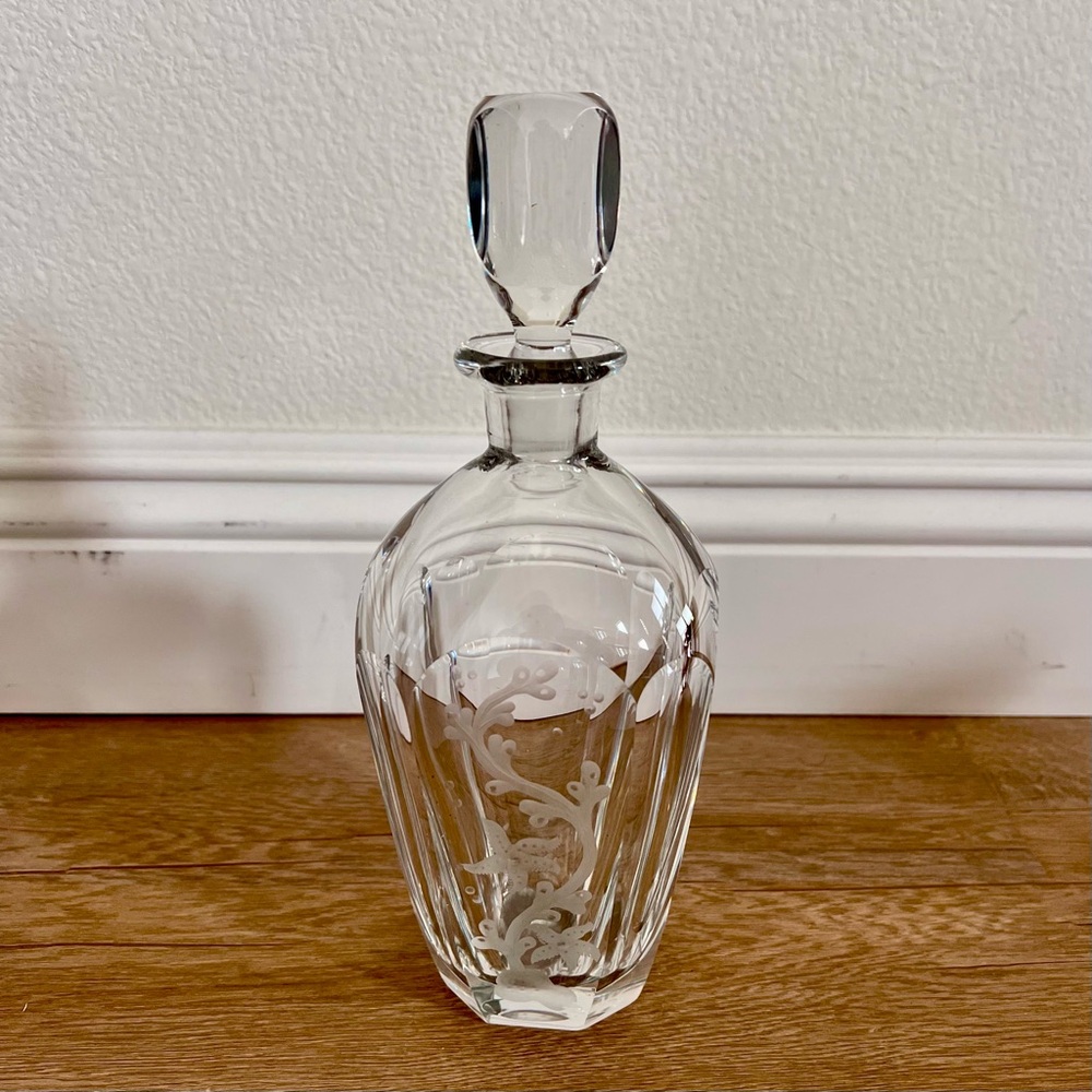 Vintage Etched Flower Crystal‎ Glass Decanter With Stopper Signed Numbered 10.5”